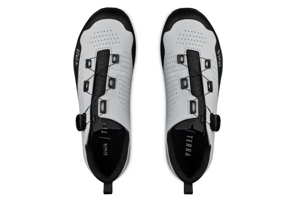FIZIK Chaussures Tout-terrain Terra Atlas Gris / Noir 2 FIZIK Chaussures Tout-terrain Terra Atlas Gris / Noir – Image 2