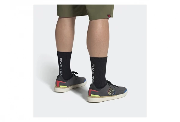 Chaussures De VTT Five Ten Sleuth DLX Noir 2 Chaussures De VTT Five Ten Sleuth DLX Noir – Image 2