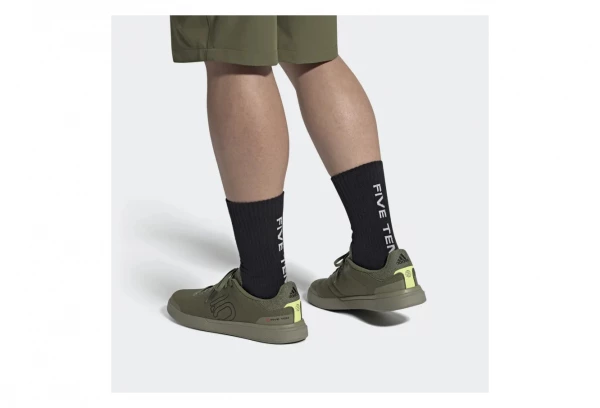 Chaussures De VTT Five Ten Sleuth DLX RPX Kaki 2 Chaussures De VTT Five Ten Sleuth DLX RPX Kaki – Image 2