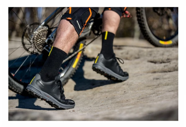 Paire De Chaussures VTT MAVIC XA Noir Gris 4 Paire De Chaussures VTT MAVIC XA Noir Gris – Image 4