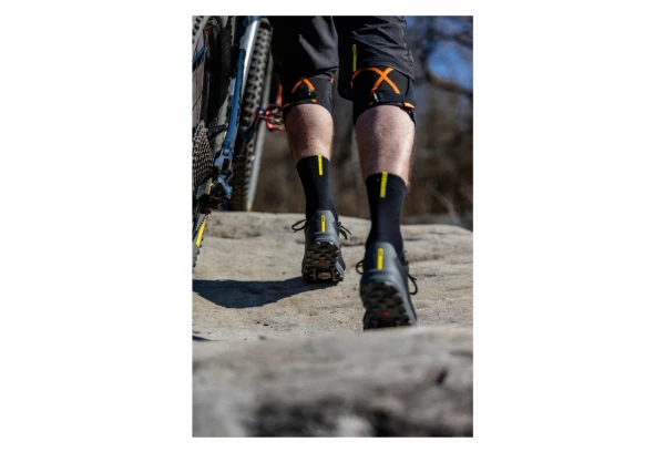 Paire De Chaussures VTT MAVIC XA Noir Gris 6 Paire De Chaussures VTT MAVIC XA Noir Gris – Image 6