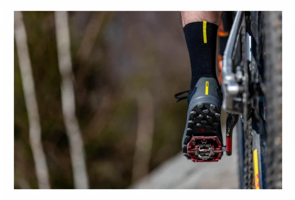 Paire De Chaussures VTT MAVIC XA Noir Gris 7 Paire De Chaussures VTT MAVIC XA Noir Gris – Image 7