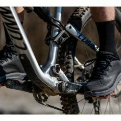 Paire De Chaussures VTT MAVIC XA Noir Gris 18 Paire De Chaussures VTT MAVIC XA Noir Gris -Chaussures VTT Soldes unnamed file 3548