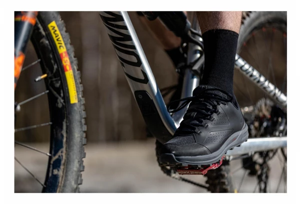 Paire De Chaussures VTT MAVIC XA Noir Gris 10 Paire De Chaussures VTT MAVIC XA Noir Gris – Image 10